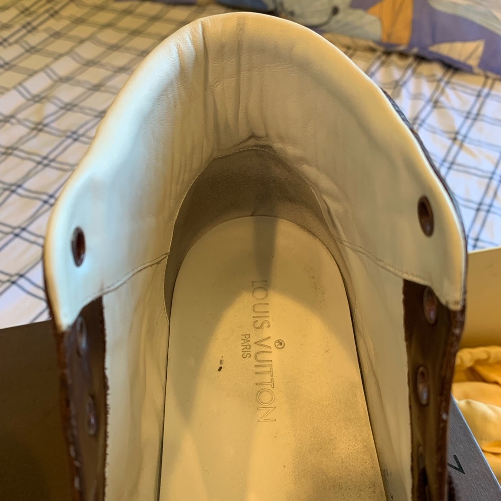 Louis Vuitton Men's shoes - Picture 5 of 8